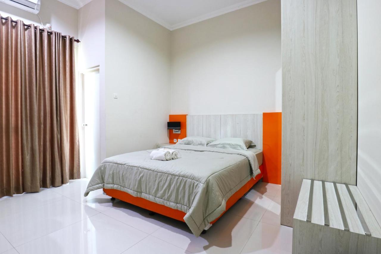Appartement Velozip Kos Exclusive à Sorabaya Extérieur photo