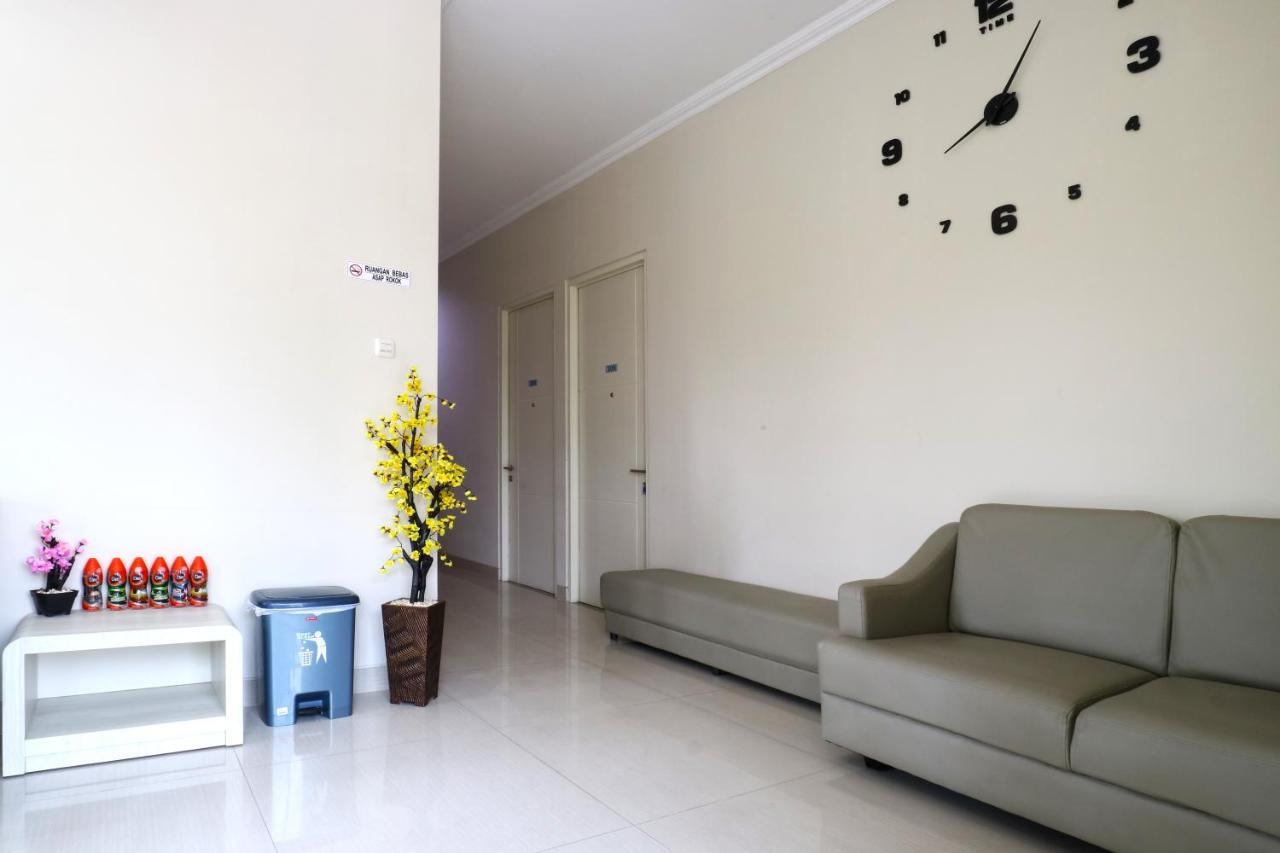 Appartement Velozip Kos Exclusive à Sorabaya Extérieur photo